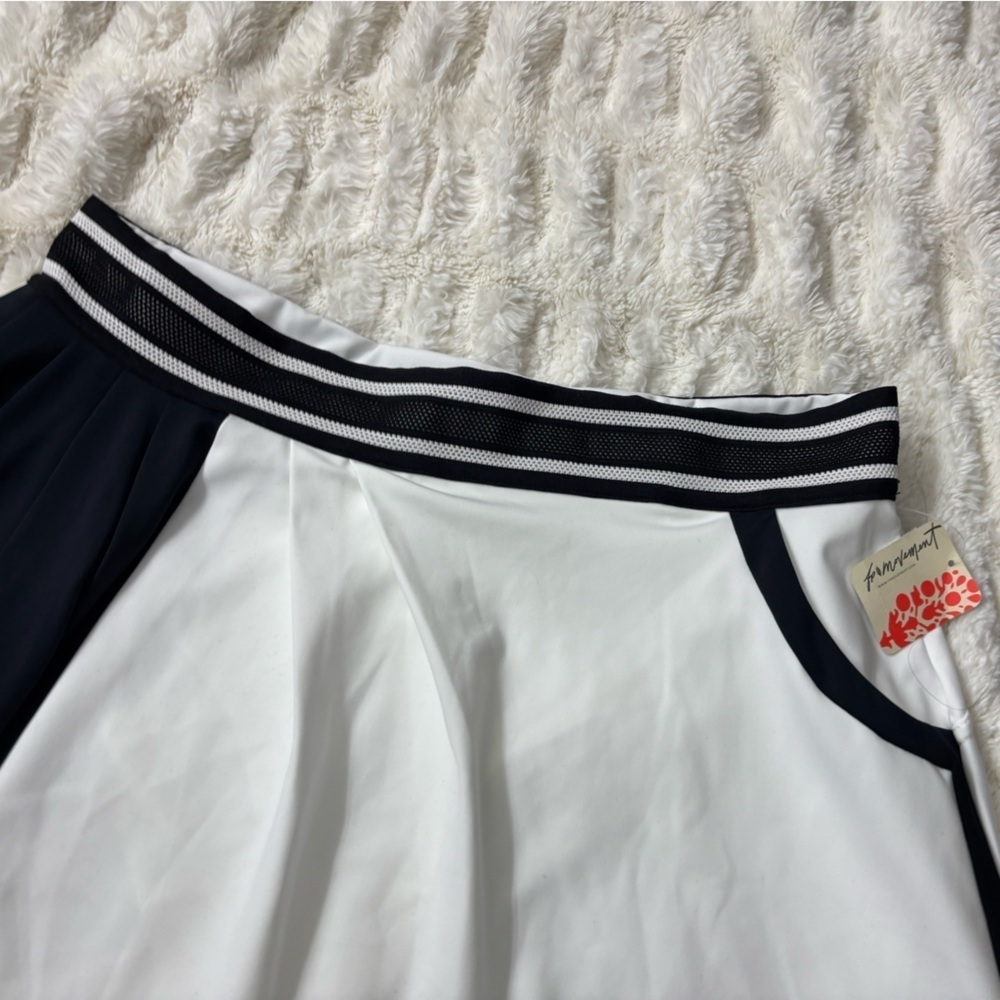 NWT FREE PEOPLE Women’s Active Round Robbin Skirt - Picture 5 of 15